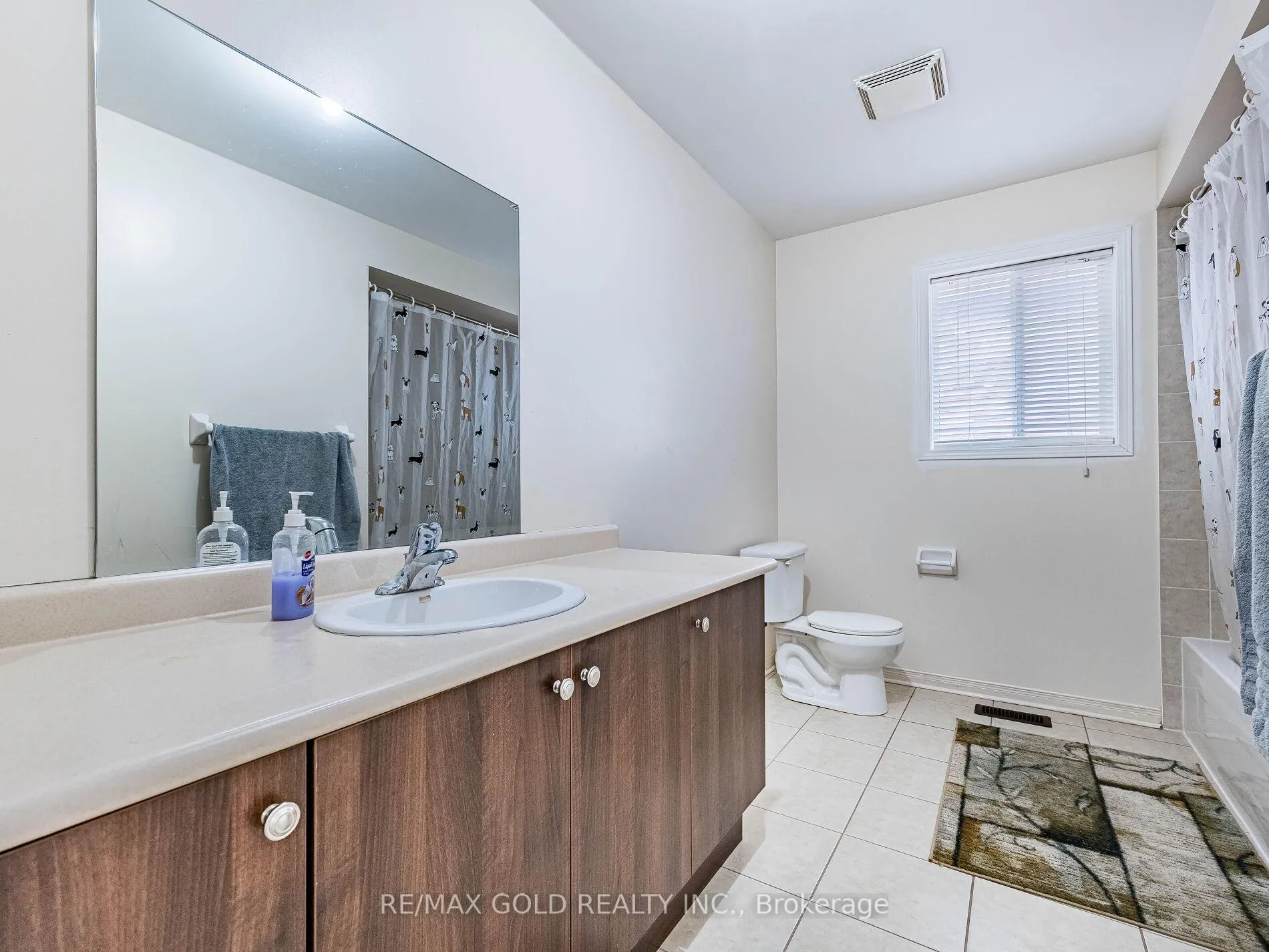 Photo 26 of 18 Travis Crescent, Brampton, Fletcher's Meadow — HOMEH
