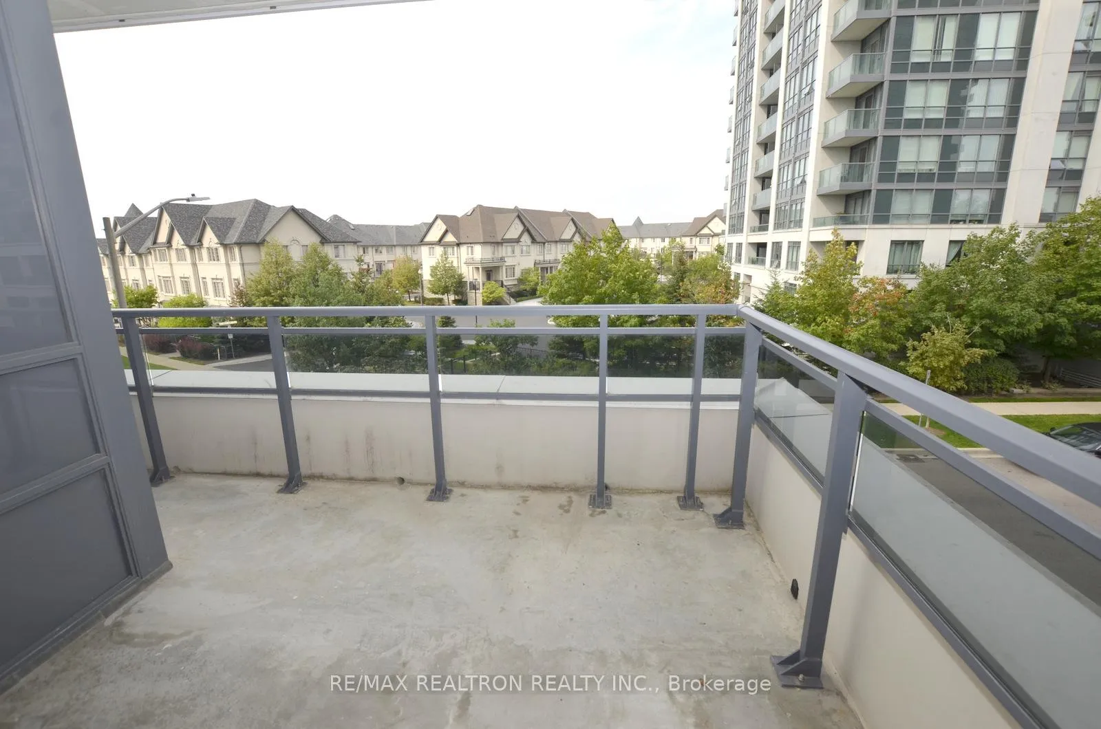 Photo 29 of Unit 302, 75 North Park Road, Vaughan, Beverley Glen — HOMEH