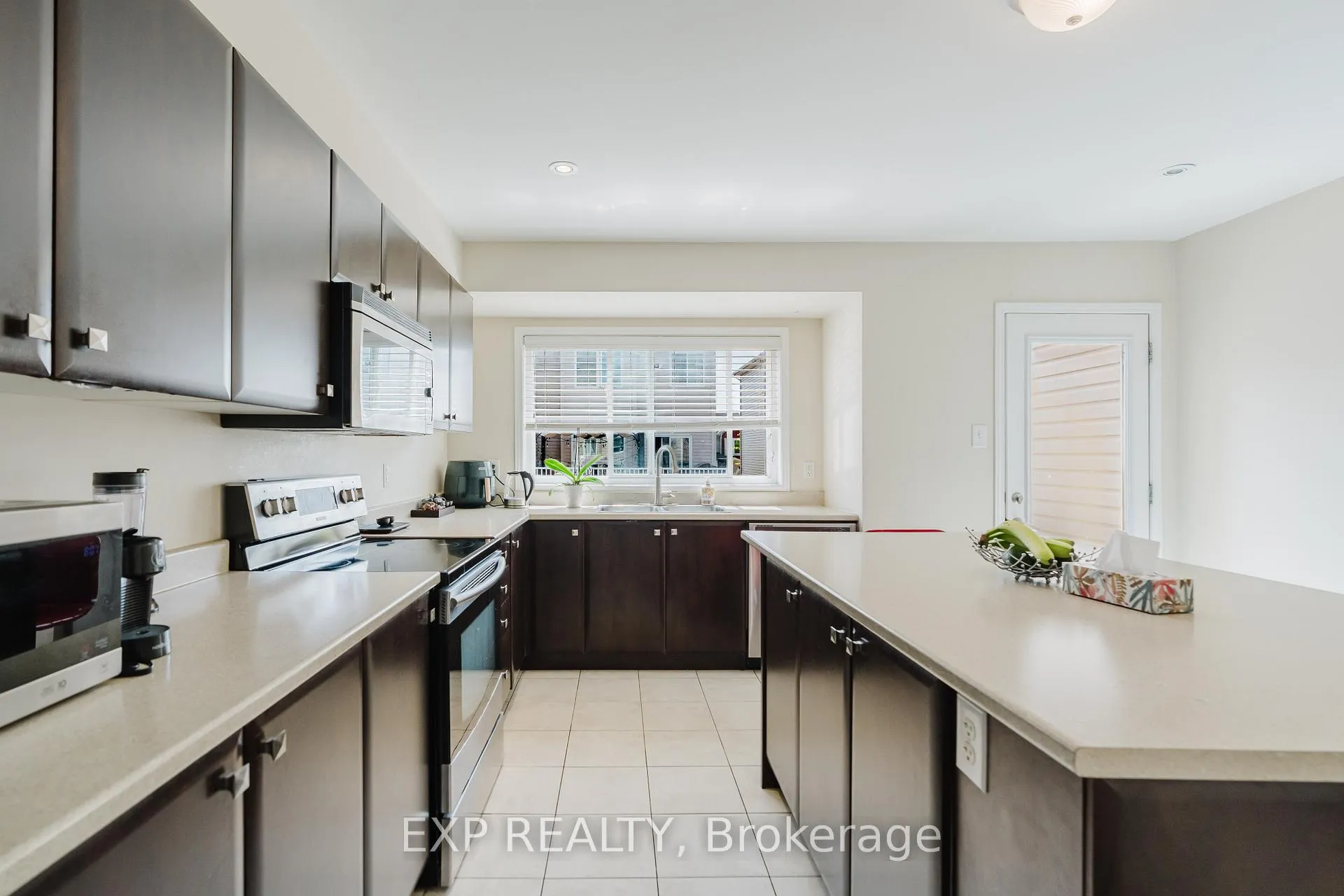 Photo 9 of 3721F Riverbreeze Street, Ottawa, Barrhaven - Half Moon Bay — HOMEH