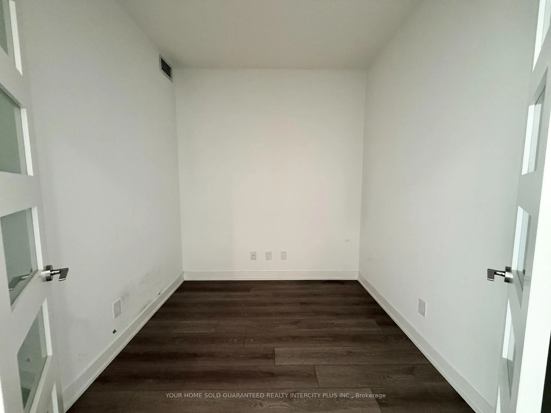 Photo 4 of Unit 1202, 8119 Birchmount Road, Markham, Unionville — HOMEH