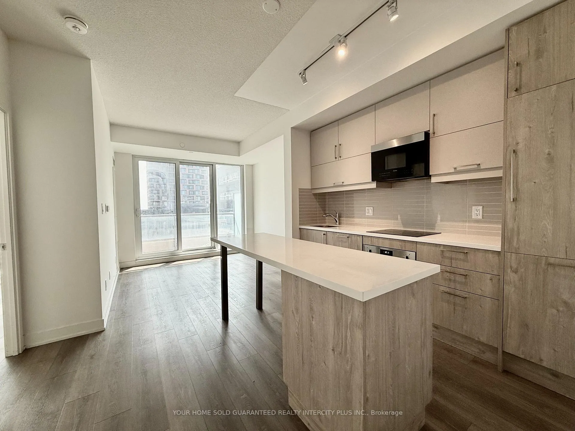 Photo 5 of Unit 1202, 8119 Birchmount Road, Markham, Unionville — HOMEH