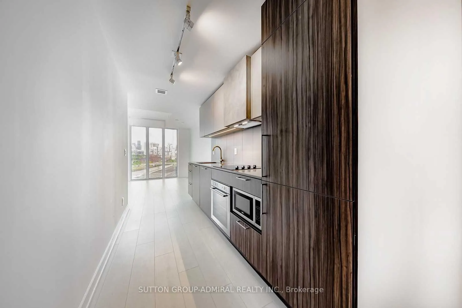 Photo 3 of Unit 522, 19 Western Battery Road, Toronto, Niagara — HOMEH