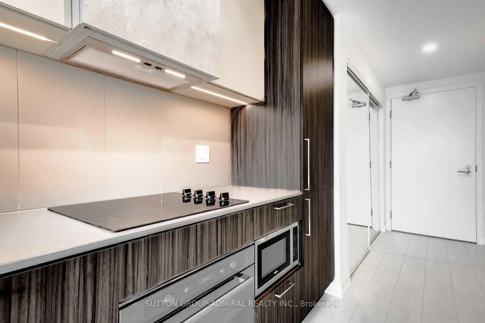 Photo 5 of Unit 522, 19 Western Battery Road, Toronto, Niagara — HOMEH