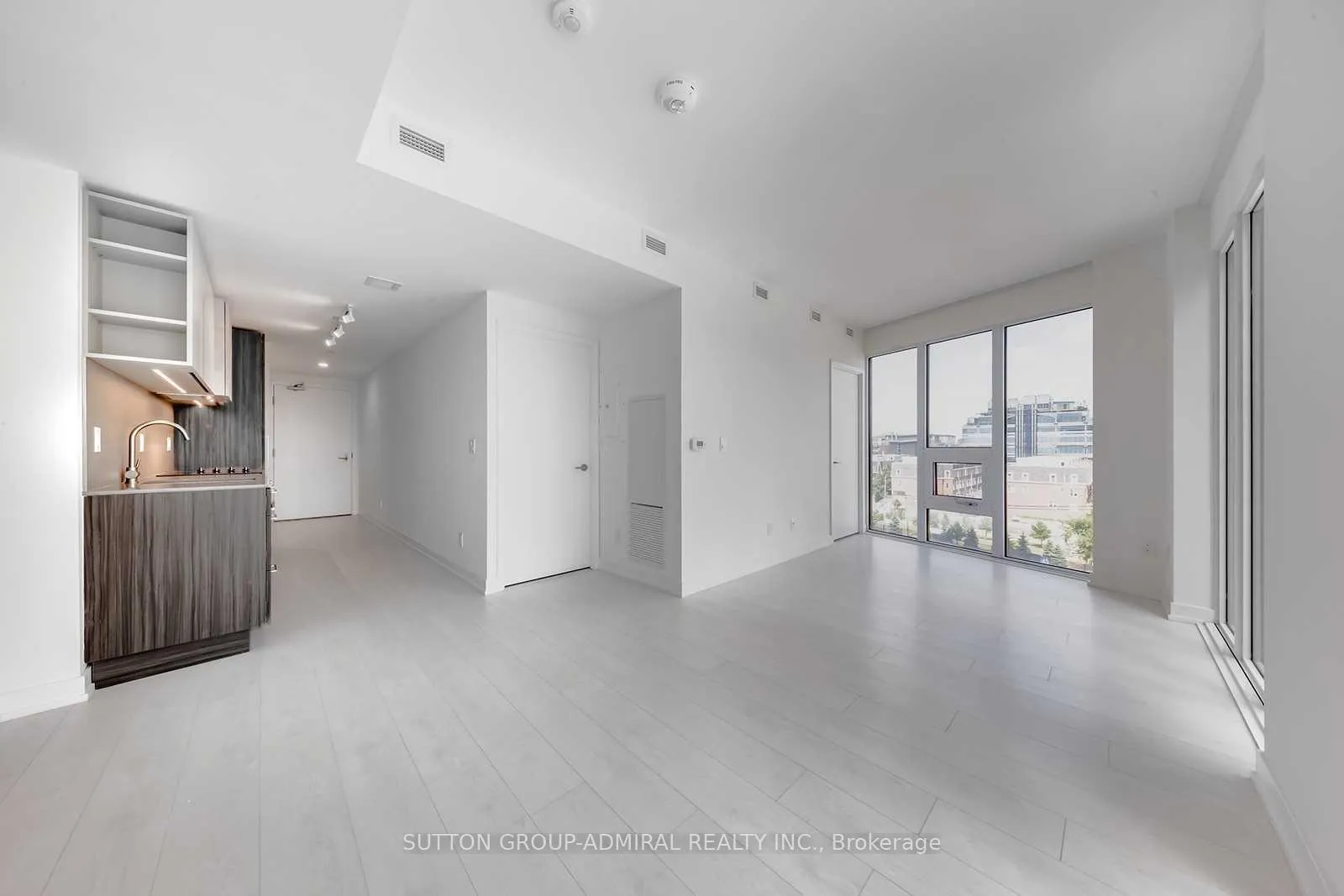Photo 7 of Unit 522, 19 Western Battery Road, Toronto, Niagara — HOMEH
