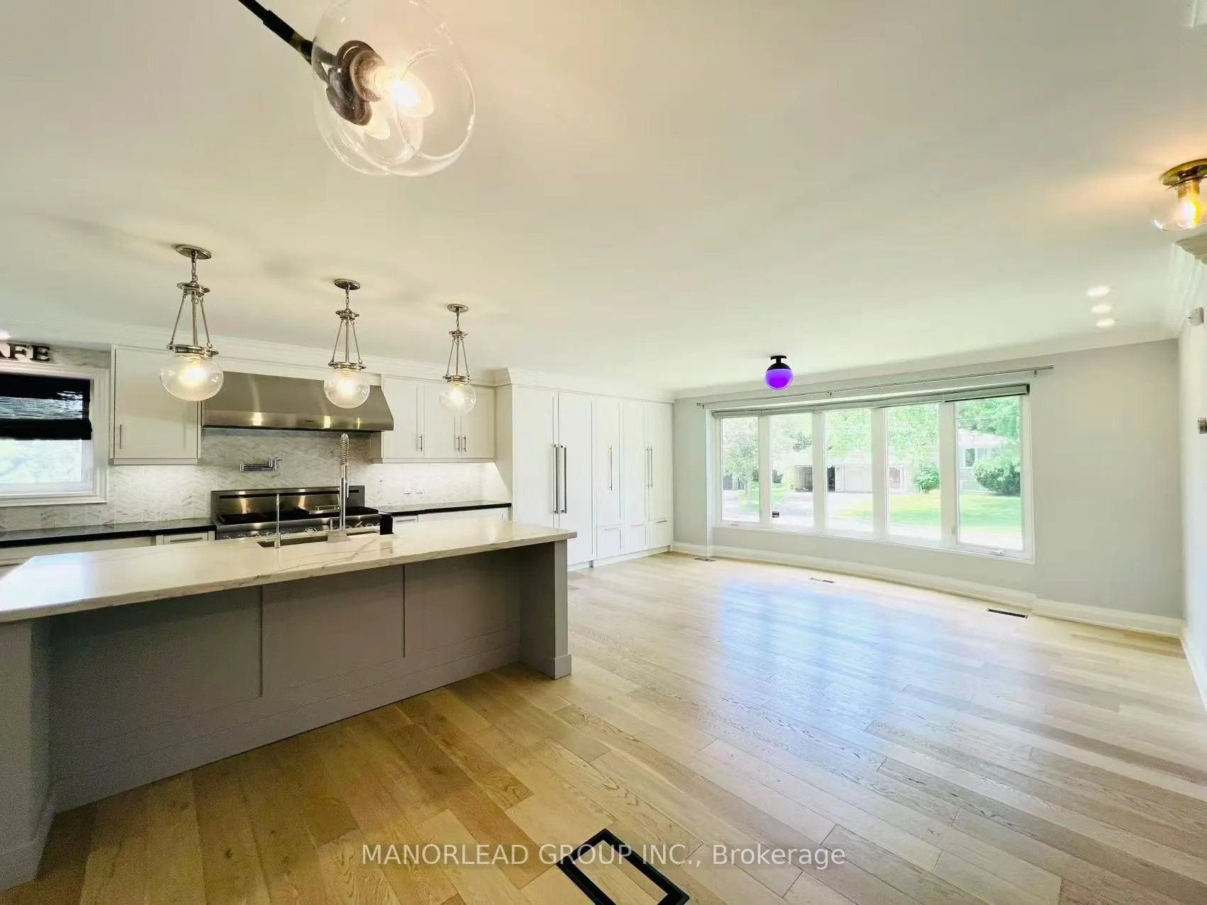 Photo 5 of 10 Greenyards Drive, North York, Newtonbrook East — HOMEH
