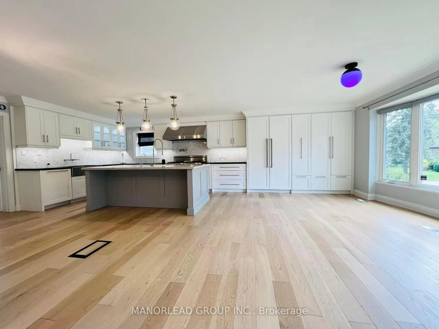 Photo 6 of 10 Greenyards Drive, North York, Newtonbrook East — HOMEH