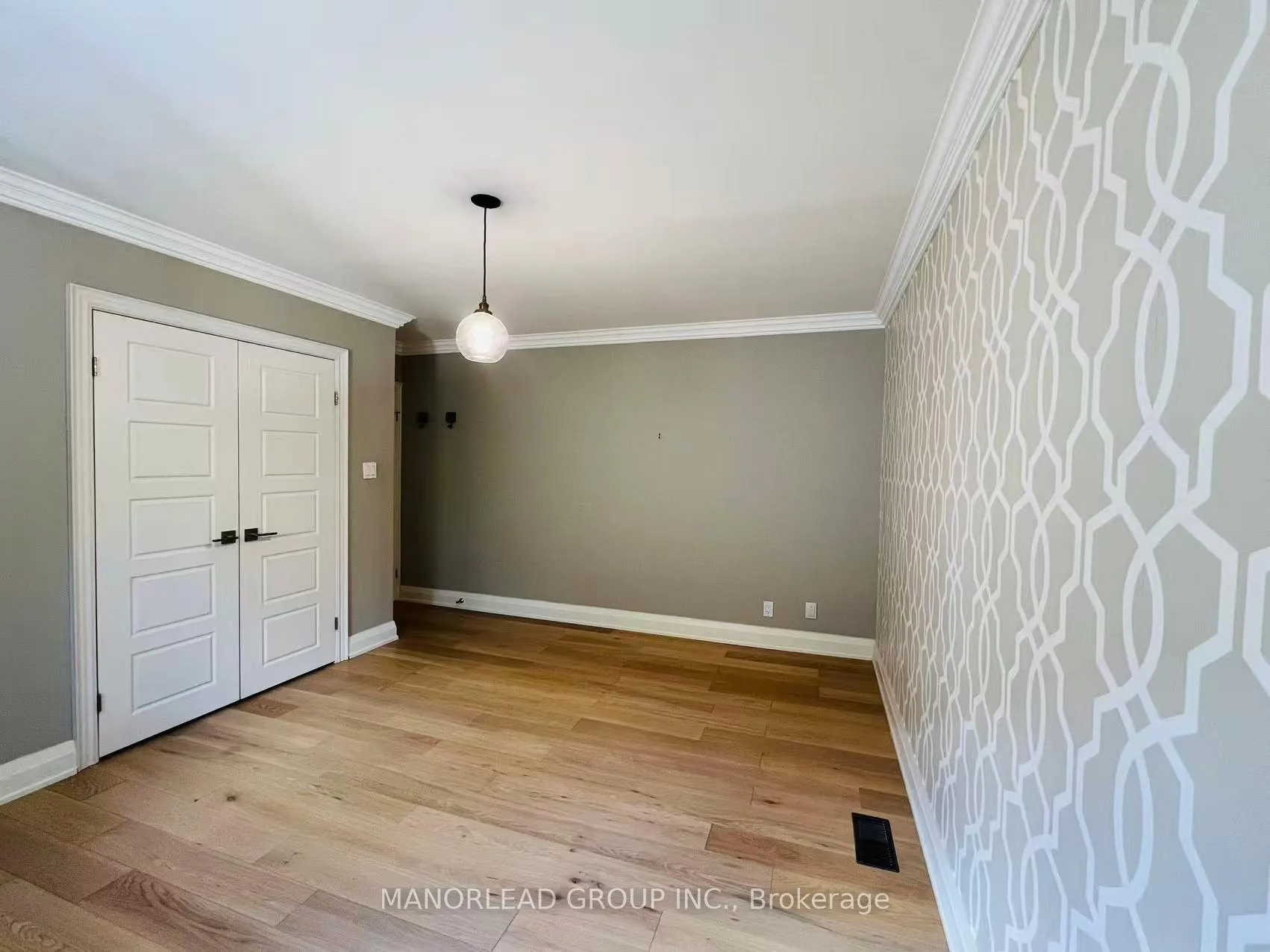 Photo 12 of 10 Greenyards Drive, North York, Newtonbrook East — HOMEH
