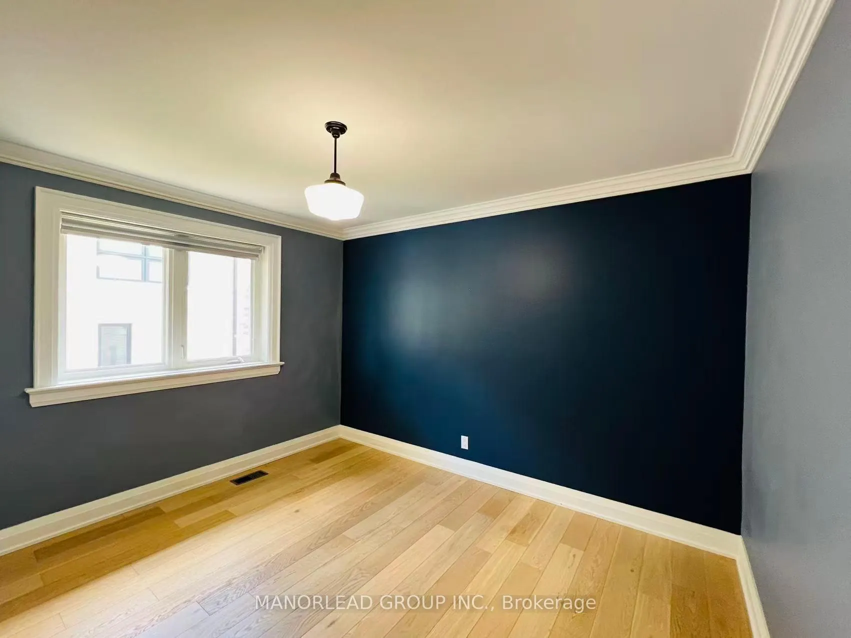 Photo 15 of 10 Greenyards Drive, North York, Newtonbrook East — HOMEH