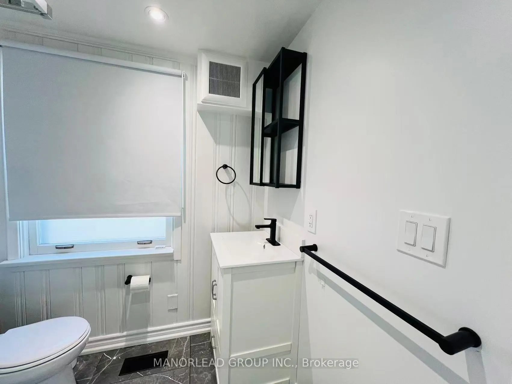 Photo 24 of 10 Greenyards Drive, North York, Newtonbrook East — HOMEH