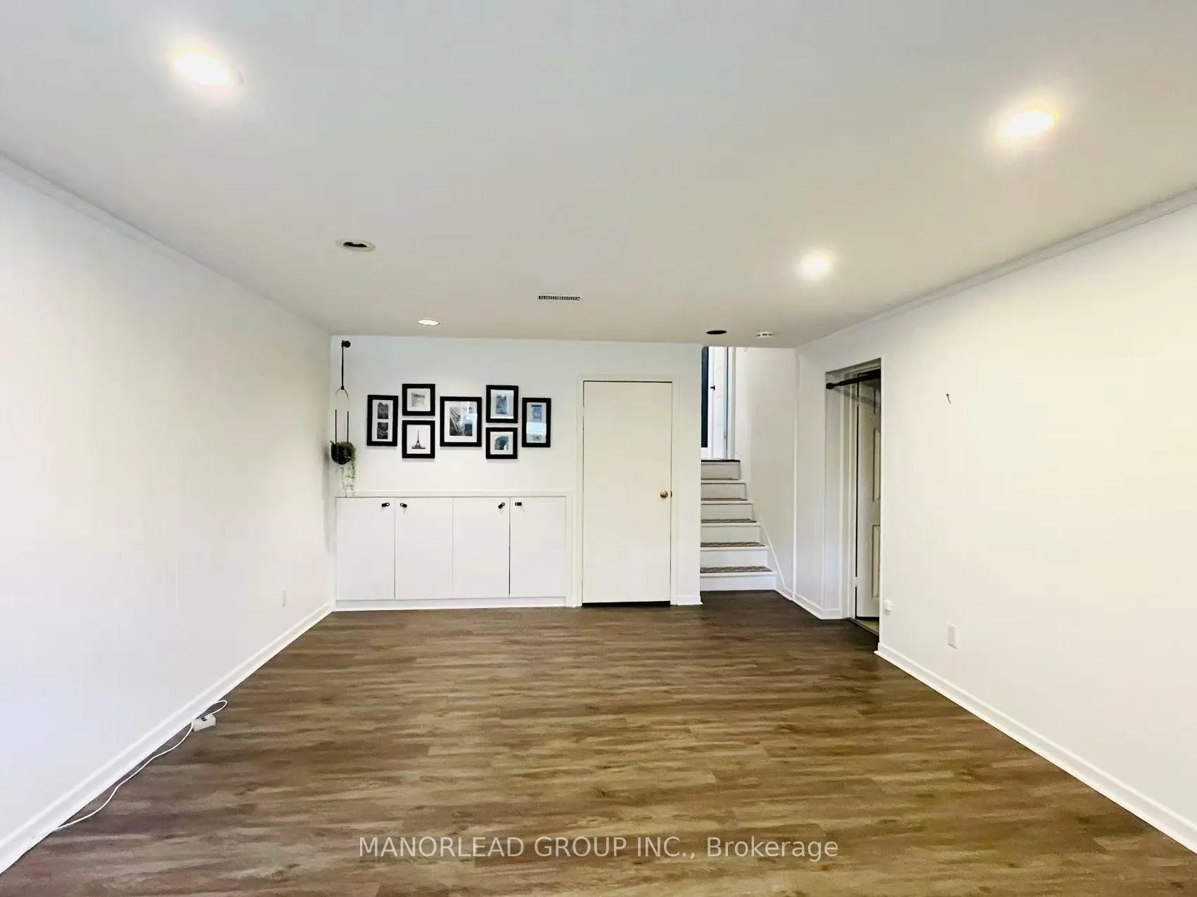 Photo 33 of 10 Greenyards Drive, North York, Newtonbrook East — HOMEH