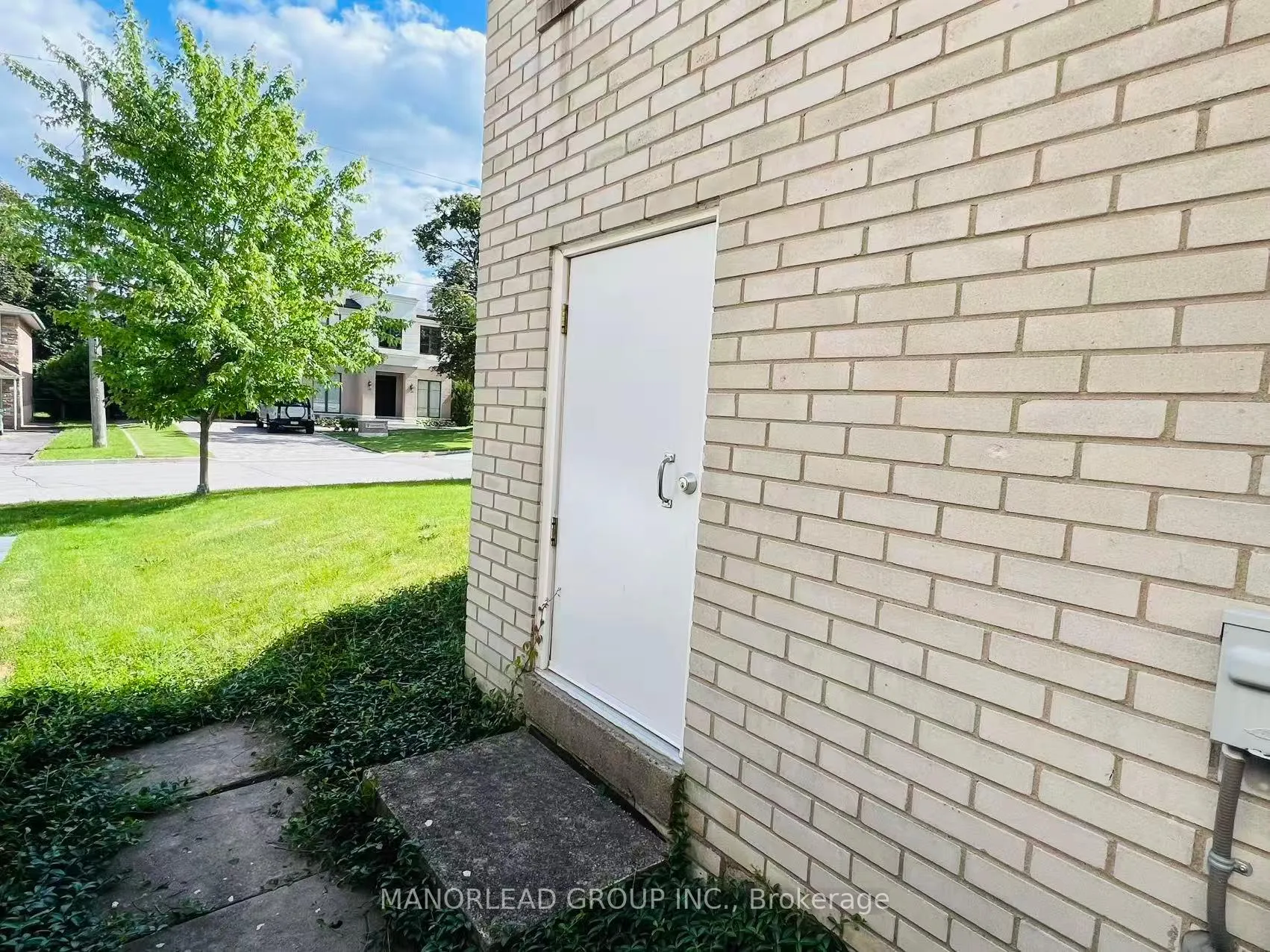 Photo 42 of 10 Greenyards Drive, North York, Newtonbrook East — HOMEH