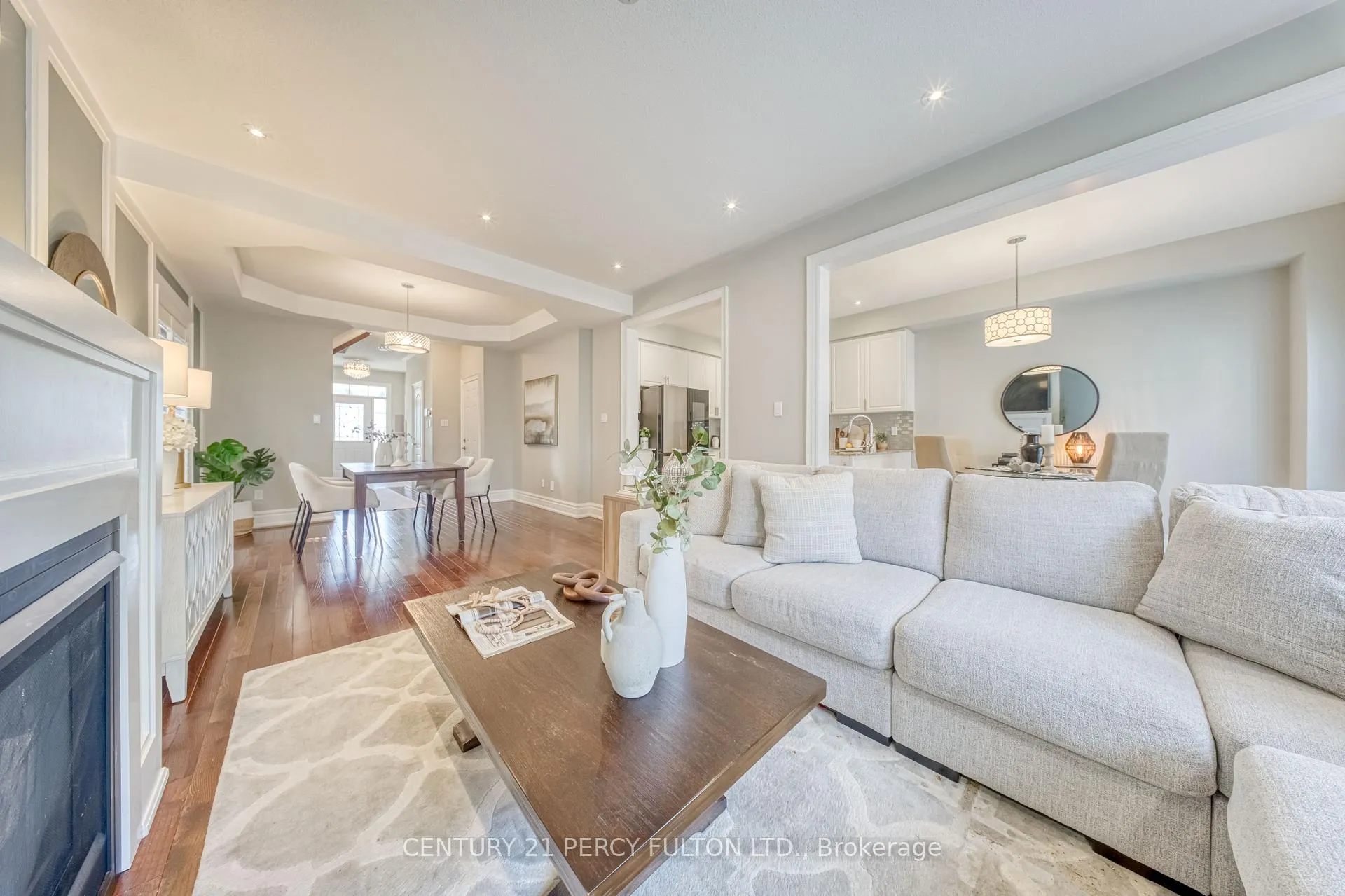 Photo 9 of 1564 Brandy Court, Pickering, Duffin Heights — HOMEH