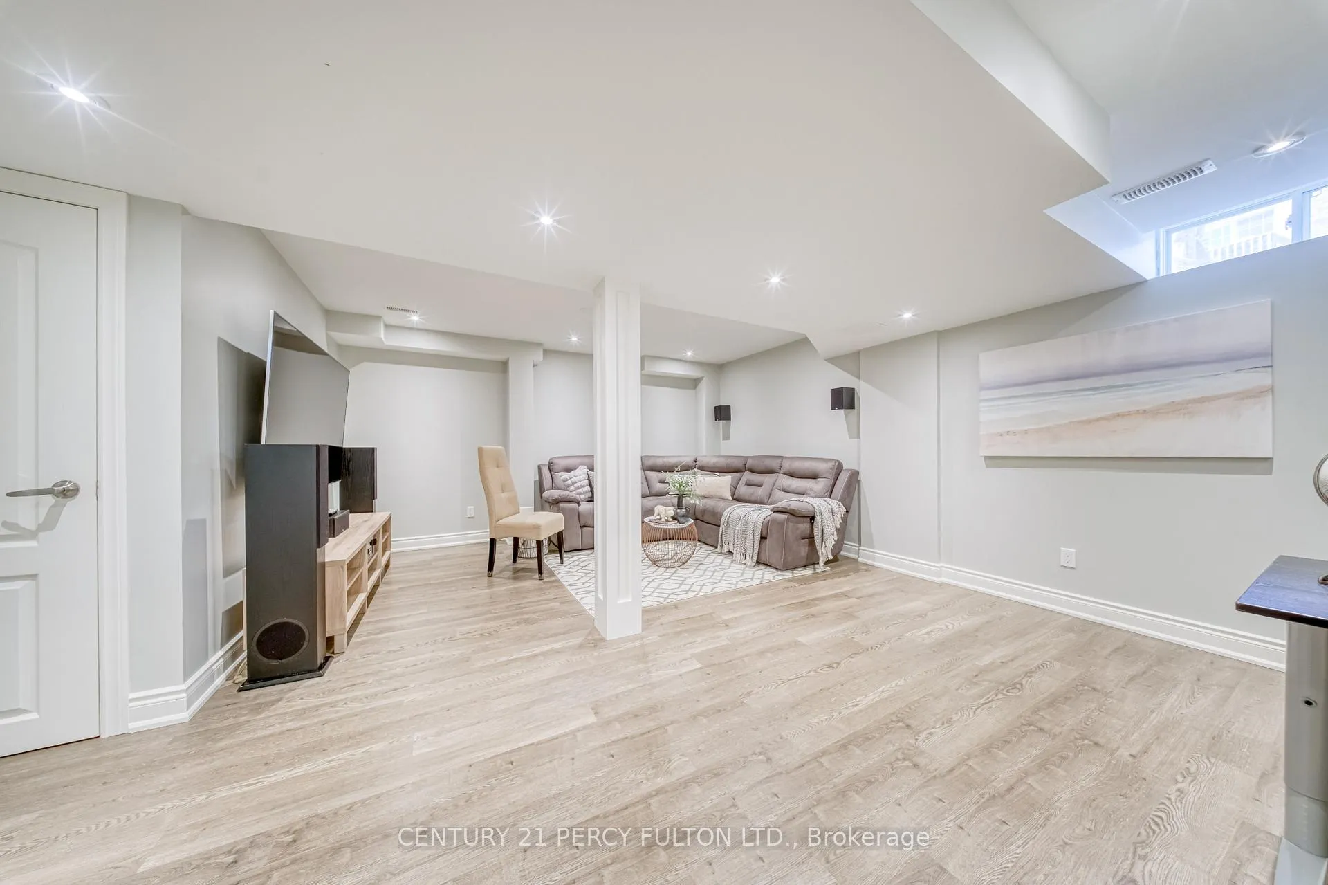 Photo 32 of 1564 Brandy Court, Pickering, Duffin Heights — HOMEH