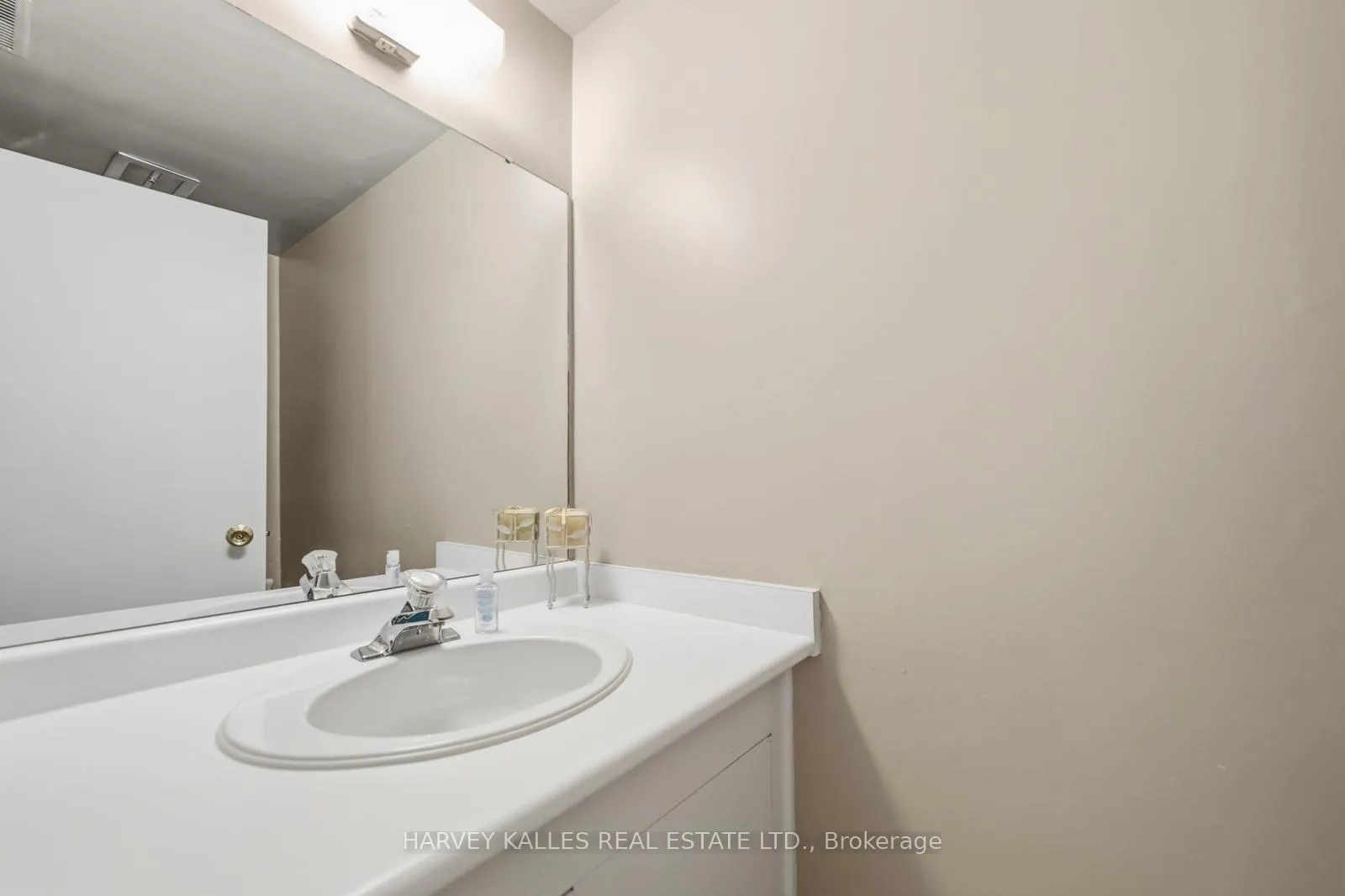 Photo 35 of 1 Vyner Road, North York, St. Andrew-Windfields — HOMEH