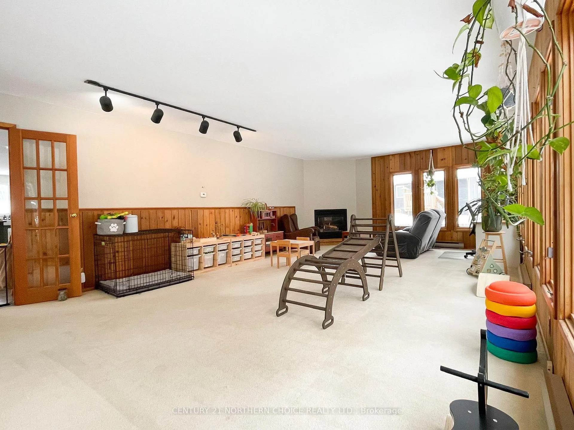 Photo 15 of 6 Beech Crescent, Ear Falls — HOMEH