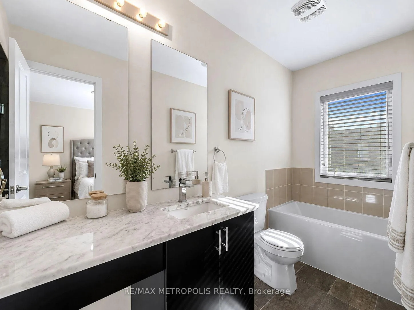 Photo 29 of 2521 Castlegate Crossing, Pickering, Duffin Heights — HOMEH
