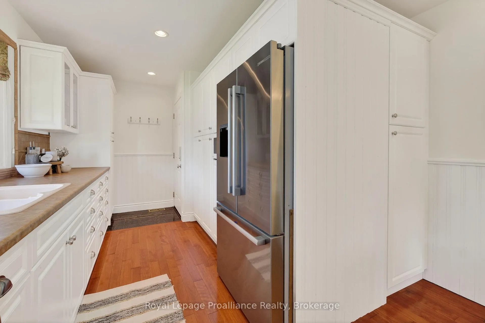 Photo 12 of 951 D'Arcy Street, Cobourg — HOMEH