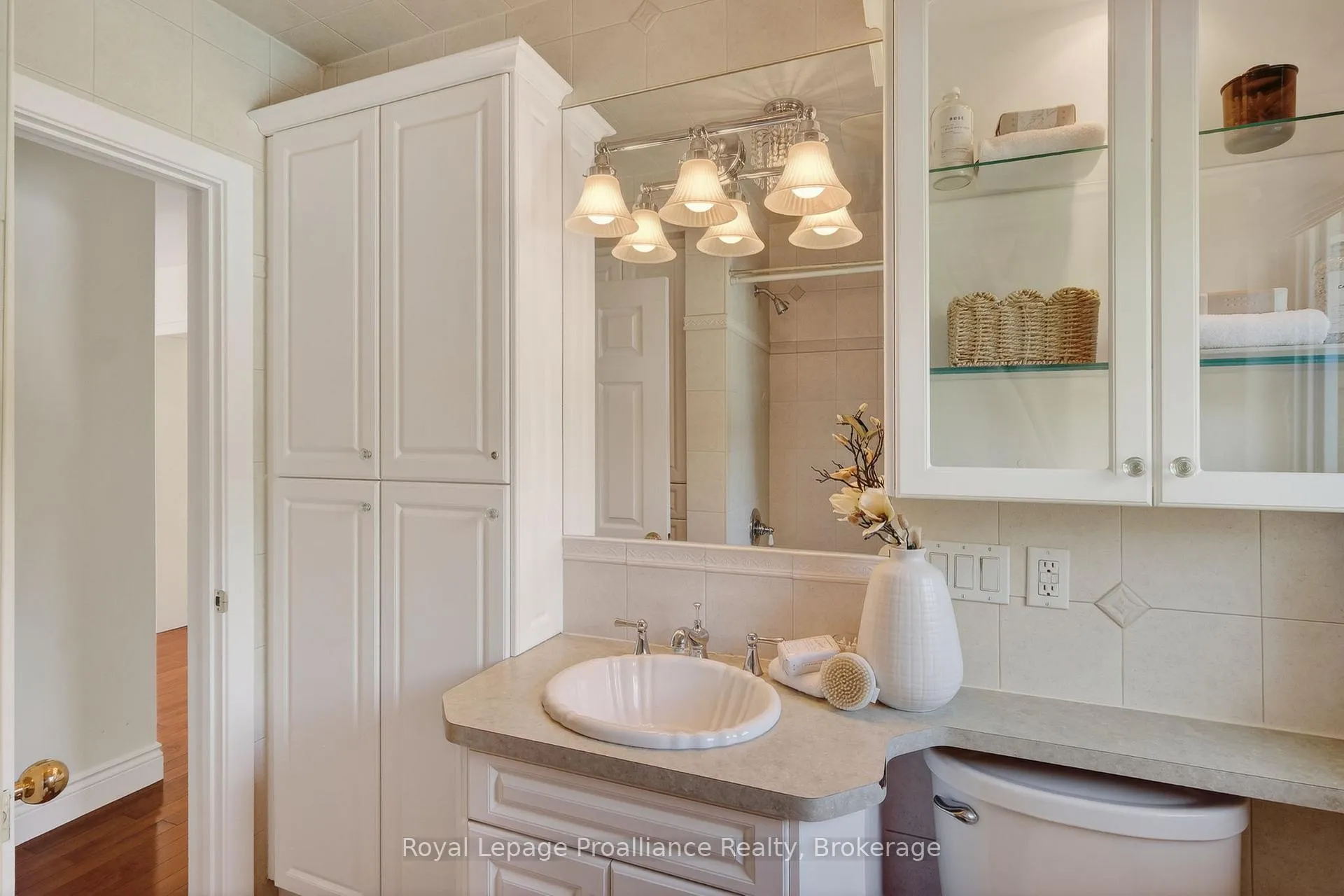 Photo 26 of 951 D'Arcy Street, Cobourg — HOMEH