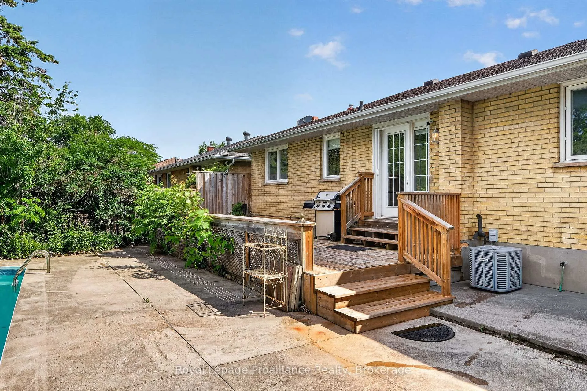 Photo 30 of 951 D'Arcy Street, Cobourg — HOMEH