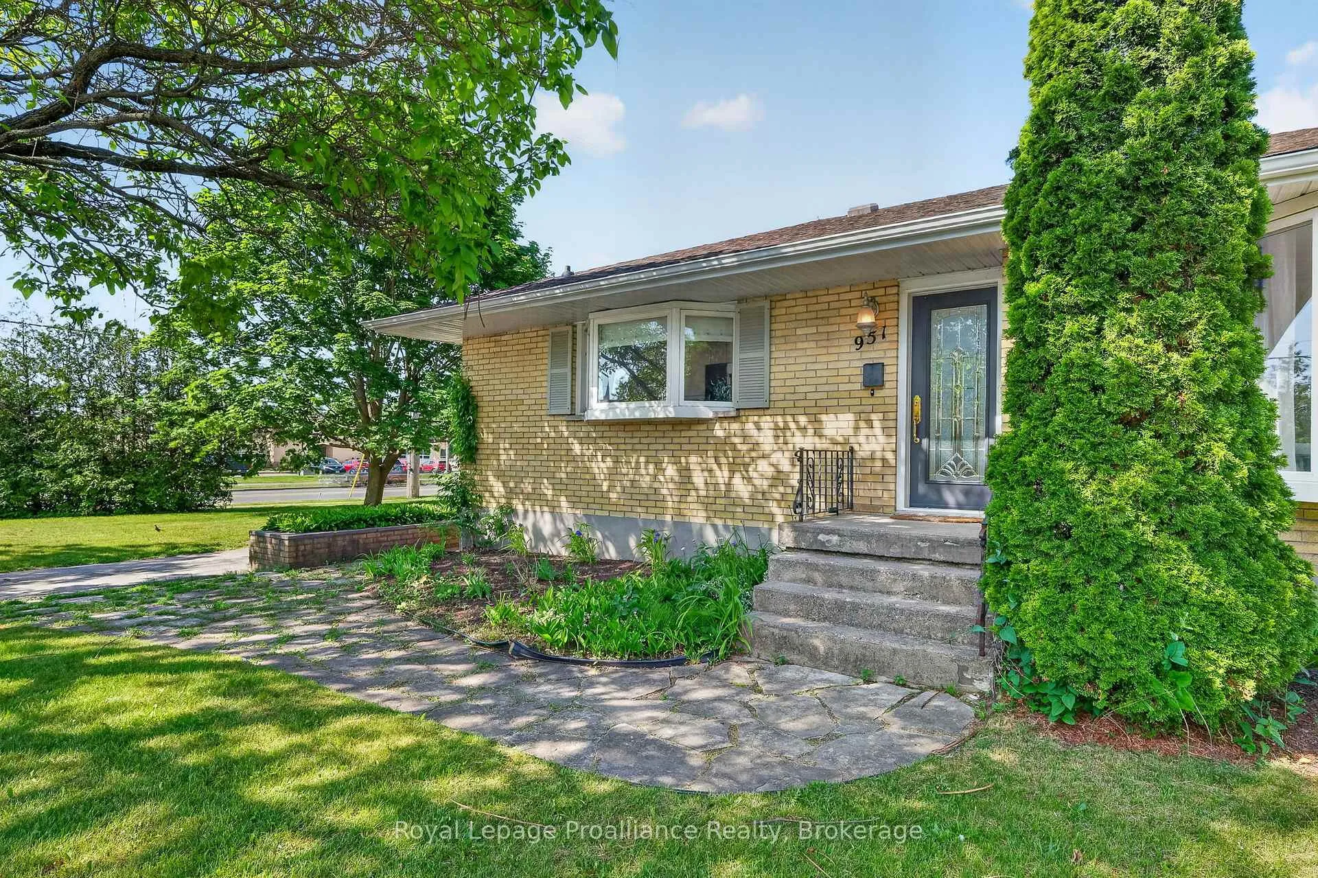 Photo 37 of 951 D'Arcy Street, Cobourg — HOMEH