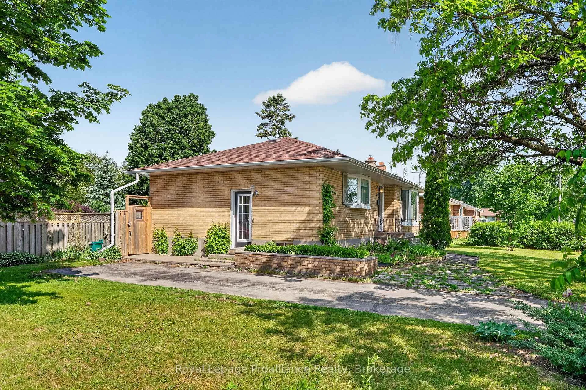 Photo 38 of 951 D'Arcy Street, Cobourg — HOMEH