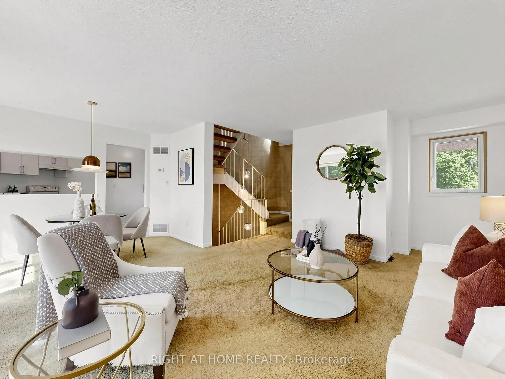 Photo 6 of Unit 14, 20 Budgell Terrace, Toronto, High Park-Swansea — HOMEH