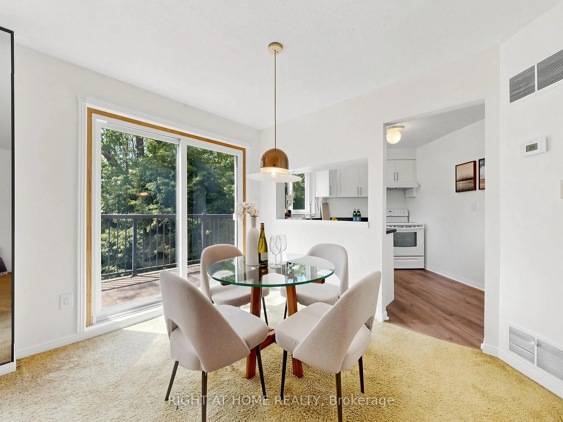 Photo 7 of Unit 14, 20 Budgell Terrace, Toronto, High Park-Swansea — HOMEH