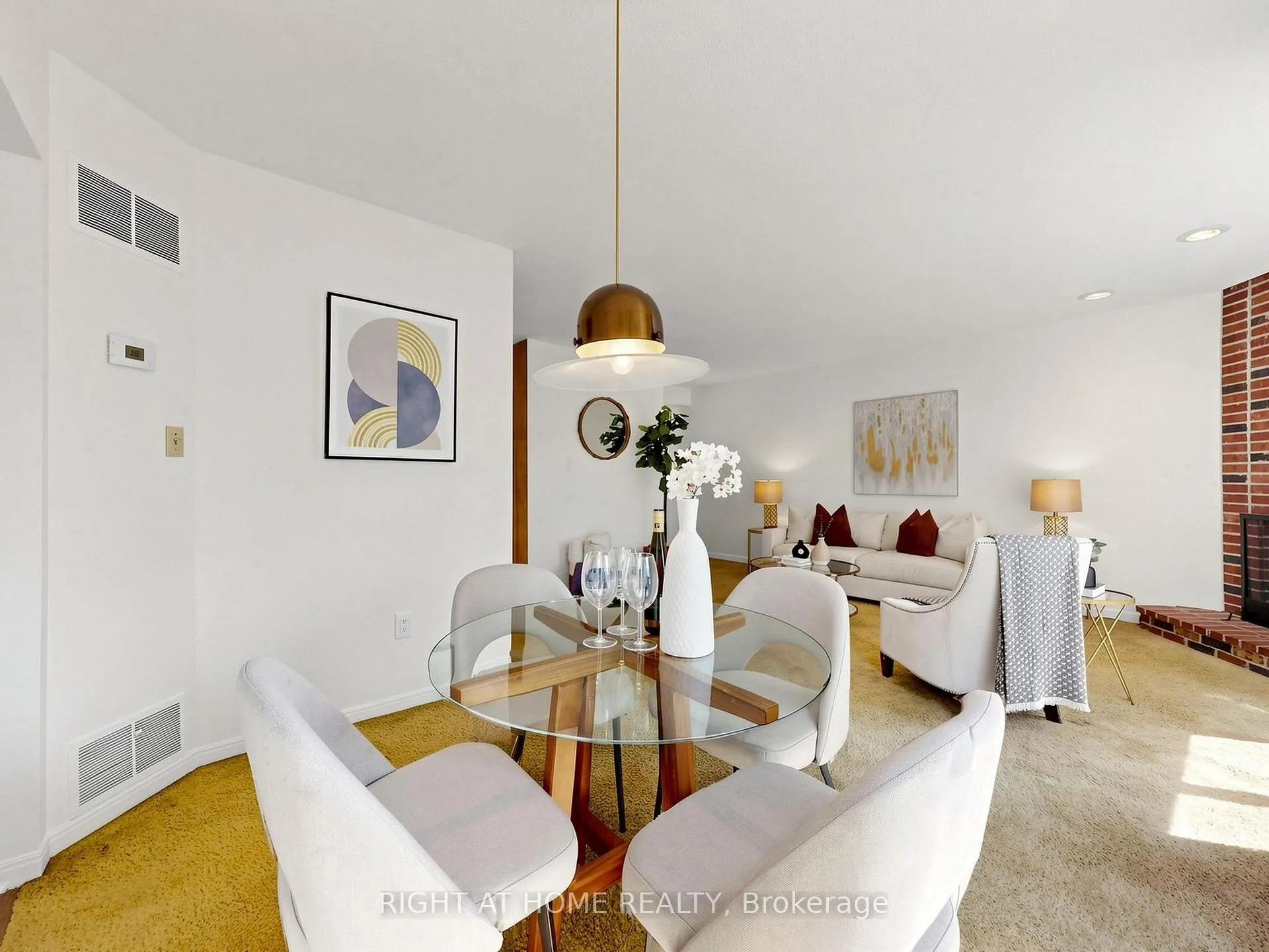 Photo 10 of Unit 14, 20 Budgell Terrace, Toronto, High Park-Swansea — HOMEH