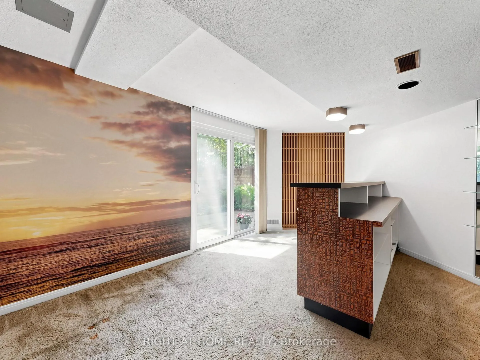Photo 32 of Unit 14, 20 Budgell Terrace, Toronto, High Park-Swansea — HOMEH