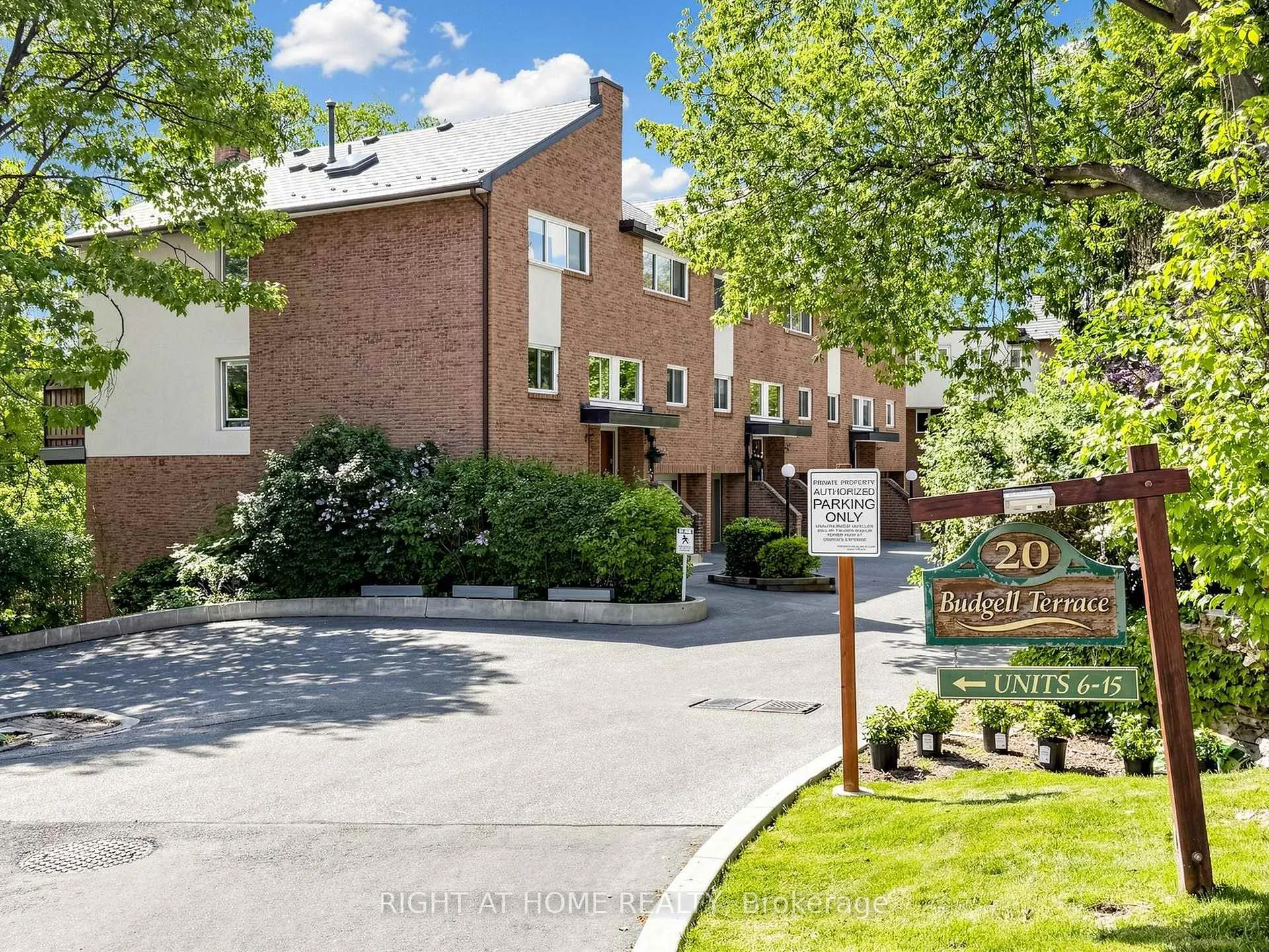 Photo 37 of Unit 14, 20 Budgell Terrace, Toronto, High Park-Swansea — HOMEH
