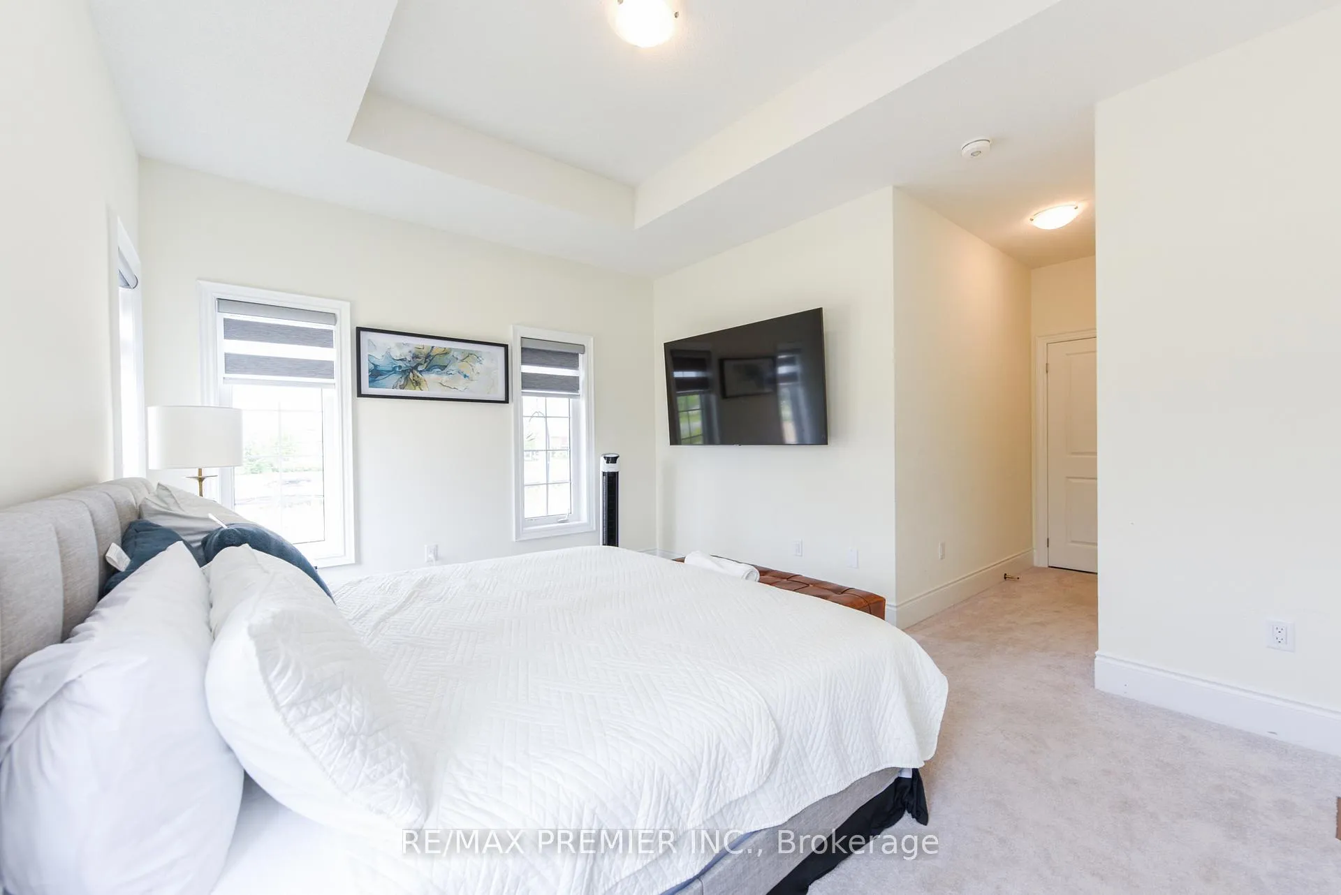 Photo 30 of 215 Hayrake Street, Brampton, Snelgrove — HOMEH