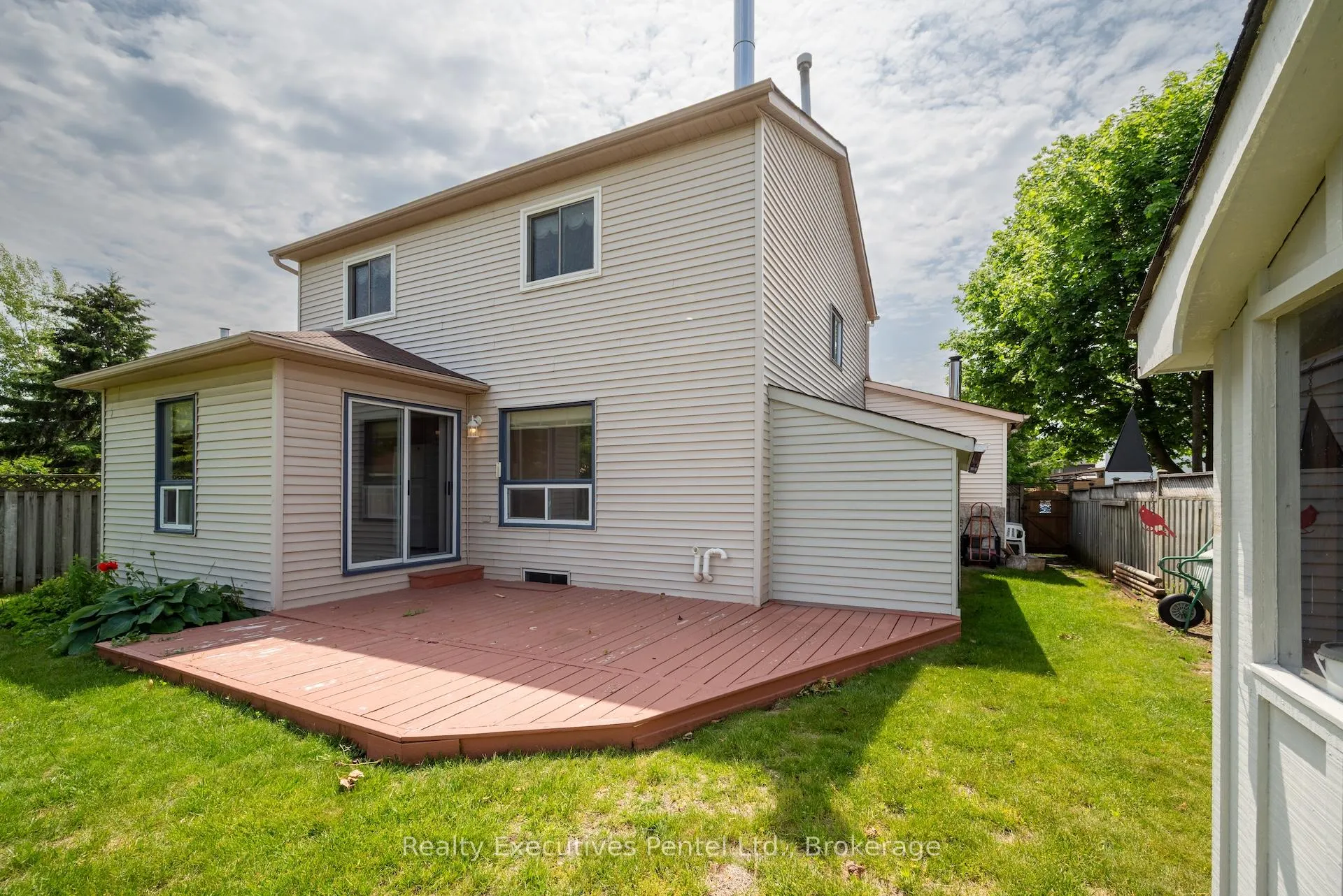 Photo 33 of 949 Cornell Crescent, Cobourg — HOMEH