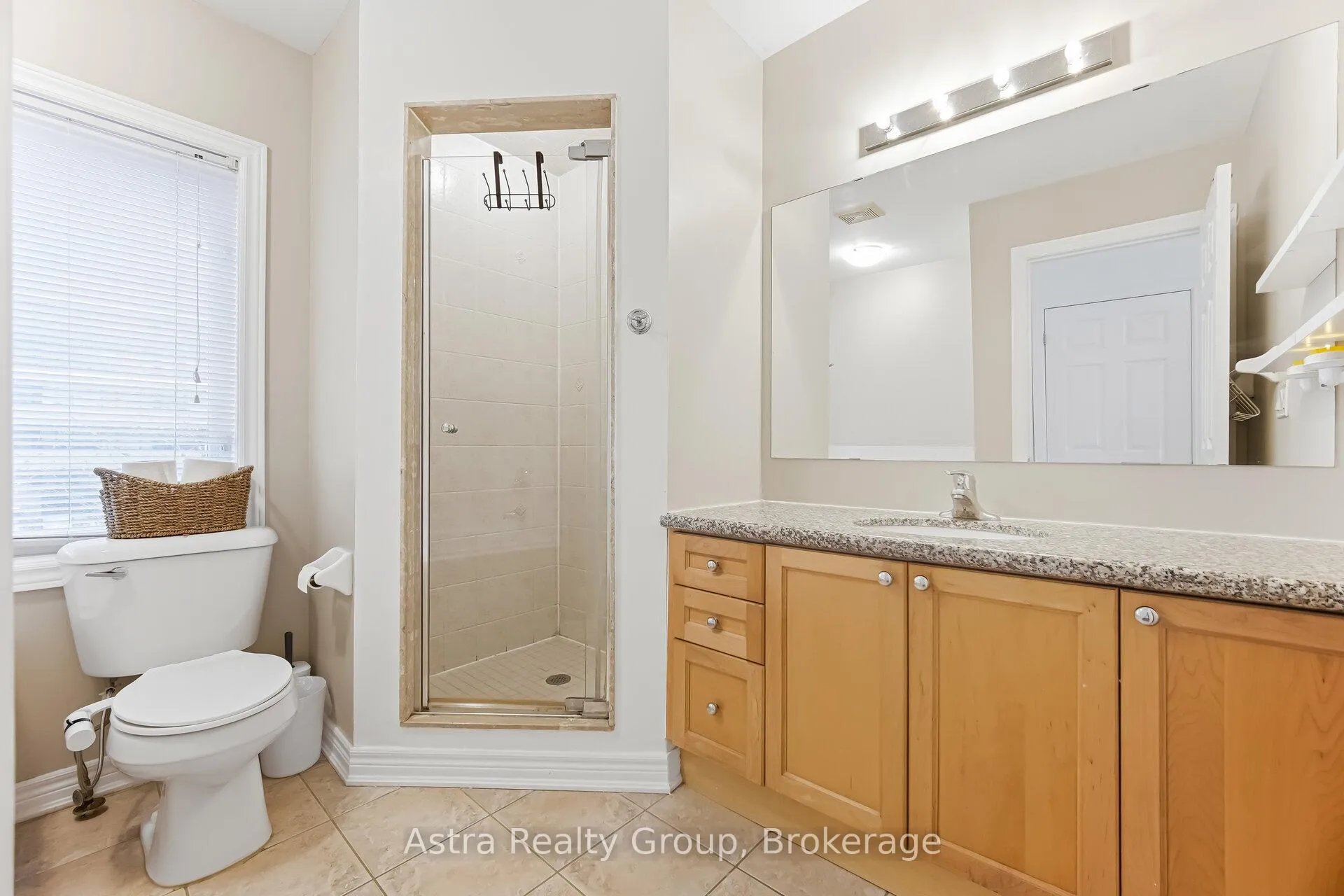 Photo 21 of 4731 Highway 7, Vaughan, East Woodbridge — HOMEH