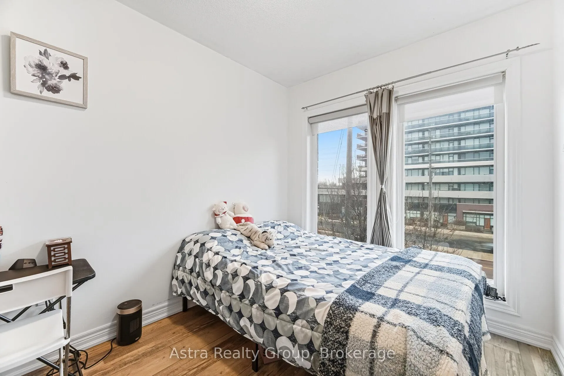 Photo 23 of 4731 Highway 7, Vaughan, East Woodbridge — HOMEH