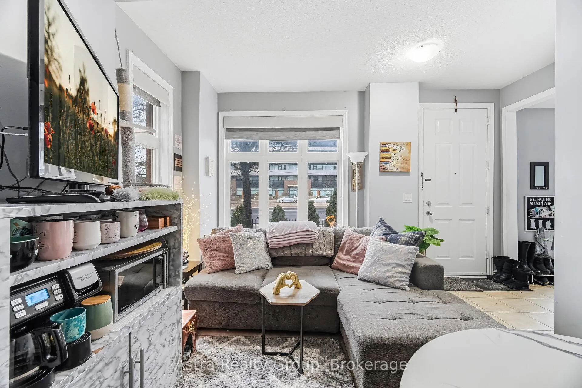 Photo 32 of 4731 Highway 7, Vaughan, East Woodbridge — HOMEH