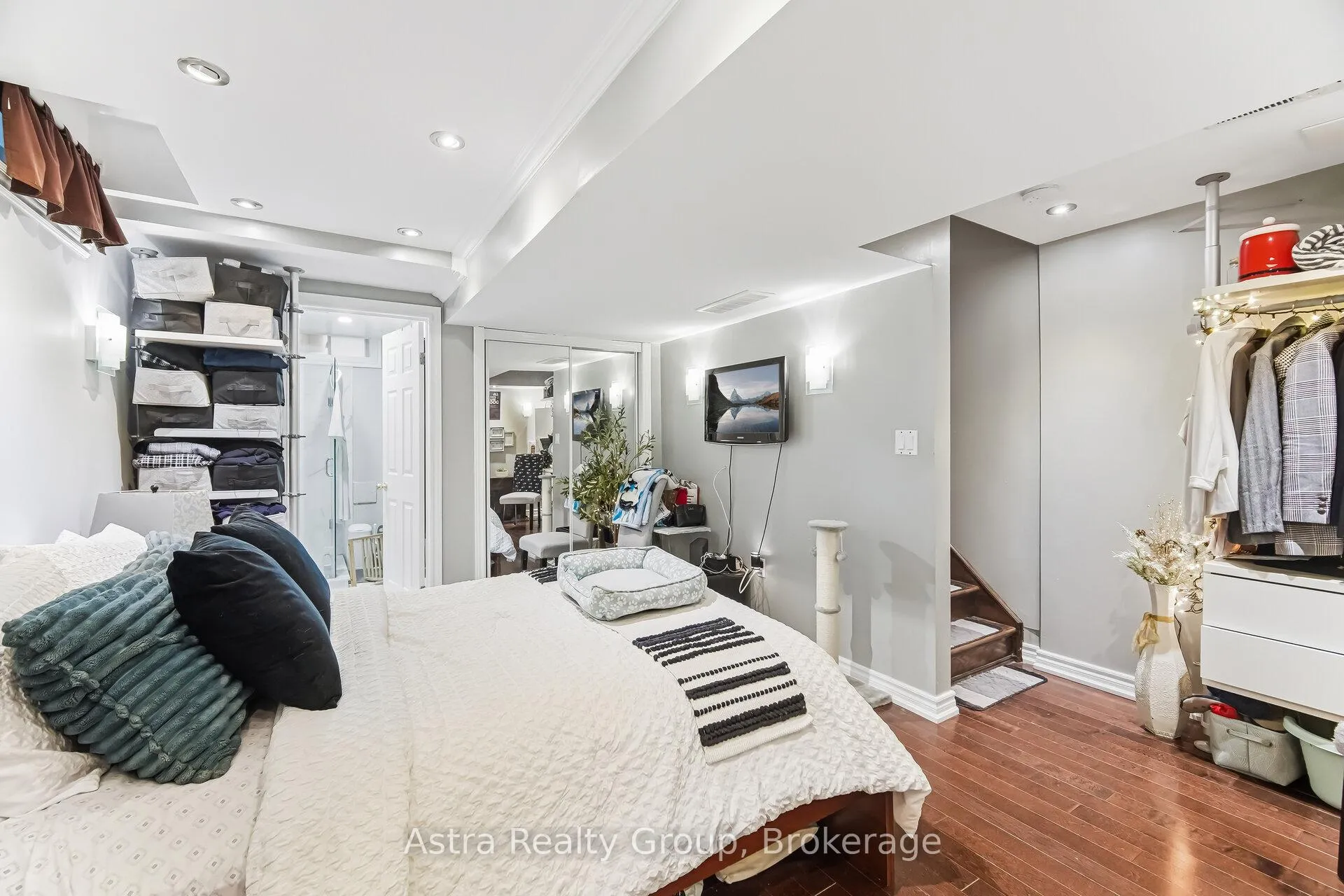 Photo 39 of 4731 Highway 7, Vaughan, East Woodbridge — HOMEH