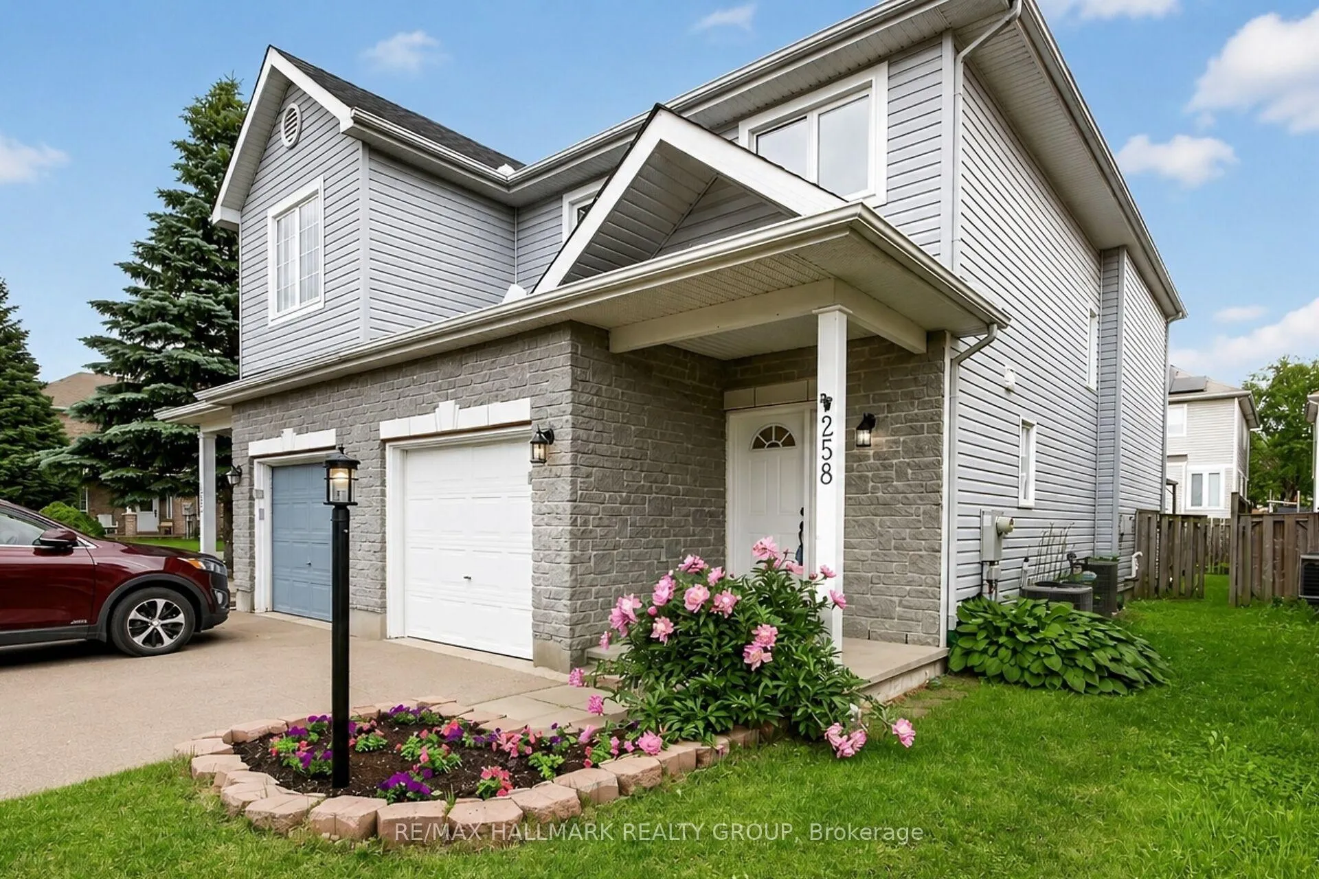 Photo 2 of 258 Deerfox Drive, Ottawa, Barrhaven - Longfields — HOMEH