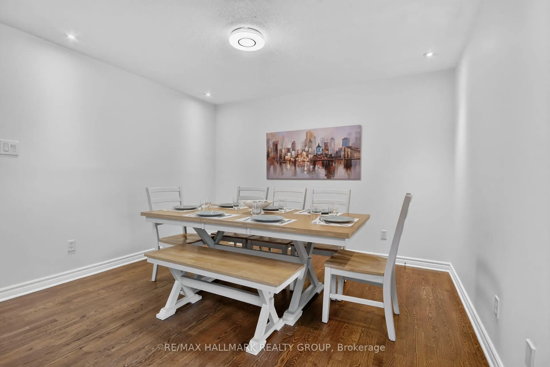 Photo 6 of 258 Deerfox Drive, Ottawa, Barrhaven - Longfields — HOMEH