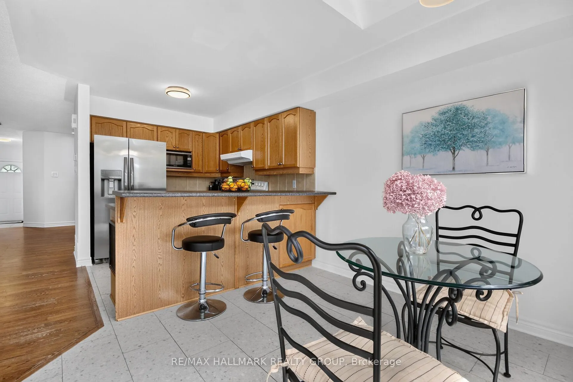 Photo 12 of 258 Deerfox Drive, Ottawa, Barrhaven - Longfields — HOMEH