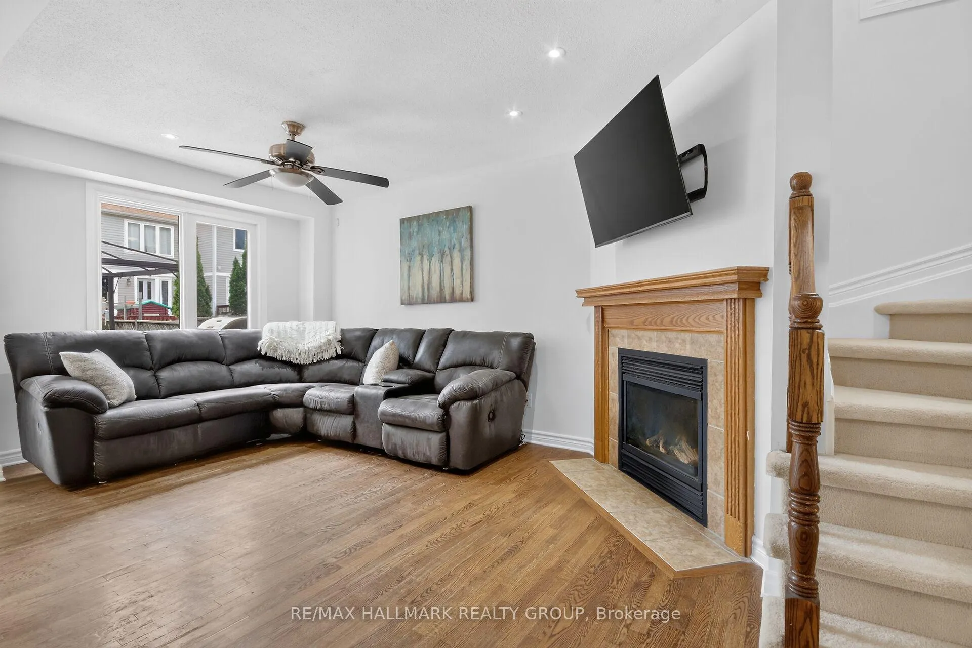 Photo 18 of 258 Deerfox Drive, Ottawa, Barrhaven - Longfields — HOMEH