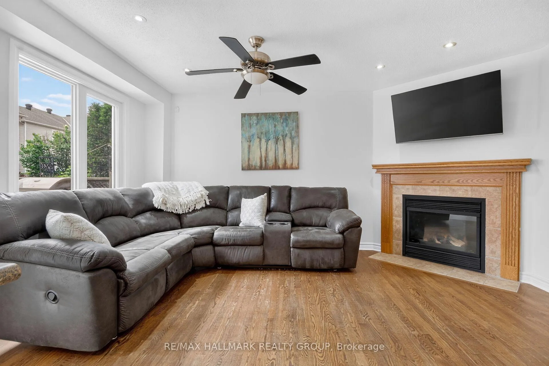 Photo 19 of 258 Deerfox Drive, Ottawa, Barrhaven - Longfields — HOMEH