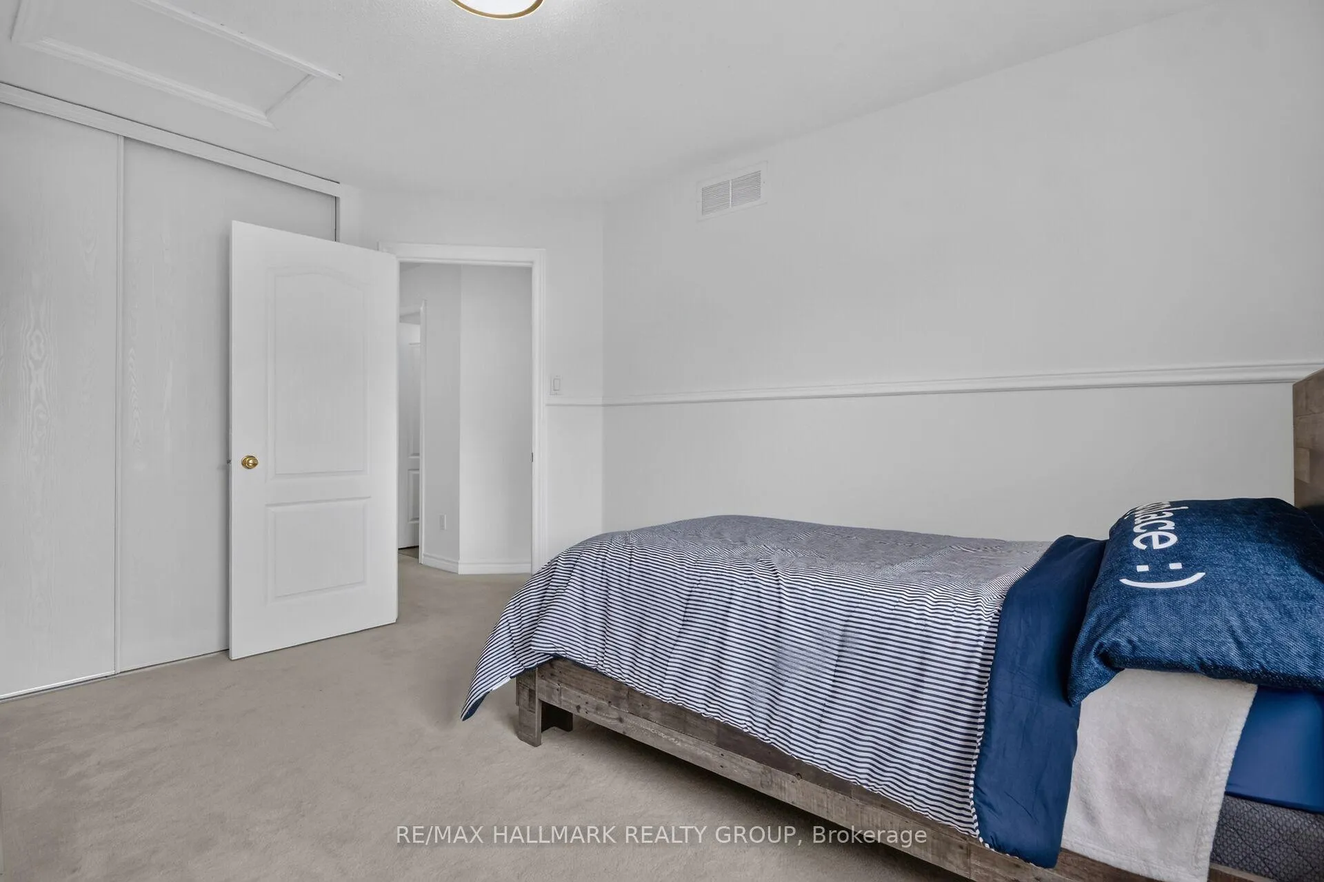 Photo 33 of 258 Deerfox Drive, Ottawa, Barrhaven - Longfields — HOMEH