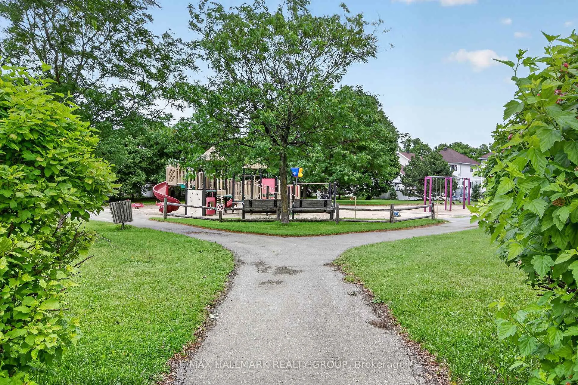 Photo 47 of 258 Deerfox Drive, Ottawa, Barrhaven - Longfields — HOMEH