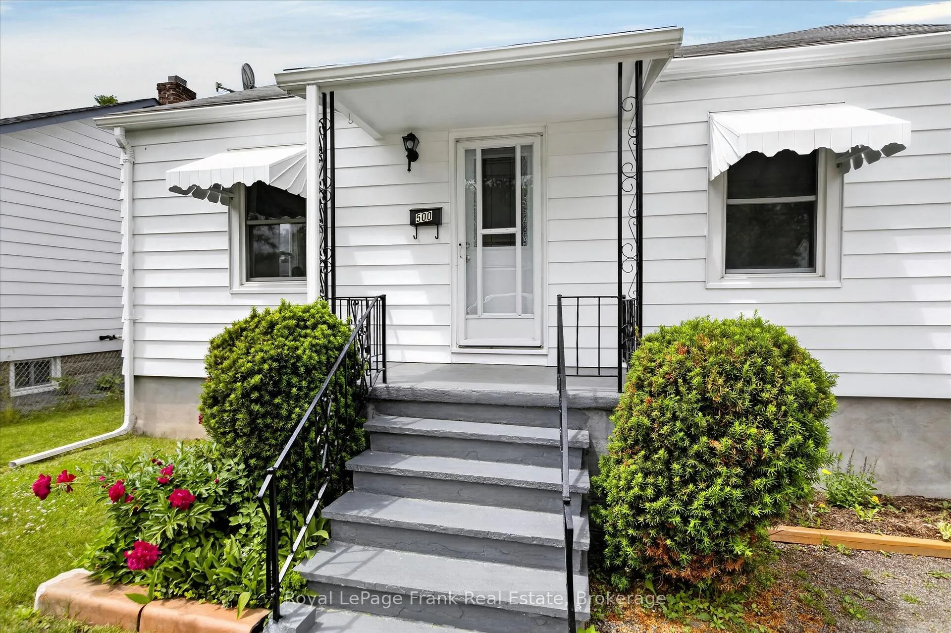 Photo 1 of 500 Glengarry Avenue, Peterborough, Northcrest Ward 5 — HOMEH