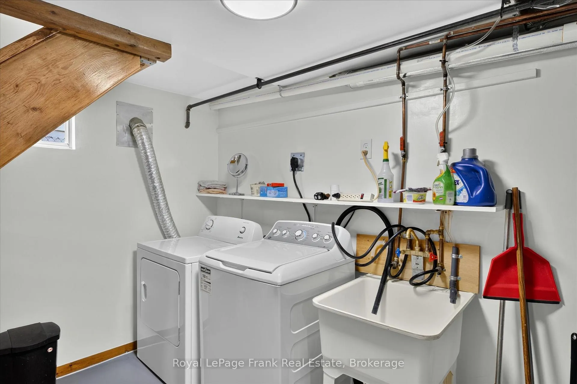 Photo 13 of 500 Glengarry Avenue, Peterborough, Northcrest Ward 5 — HOMEH