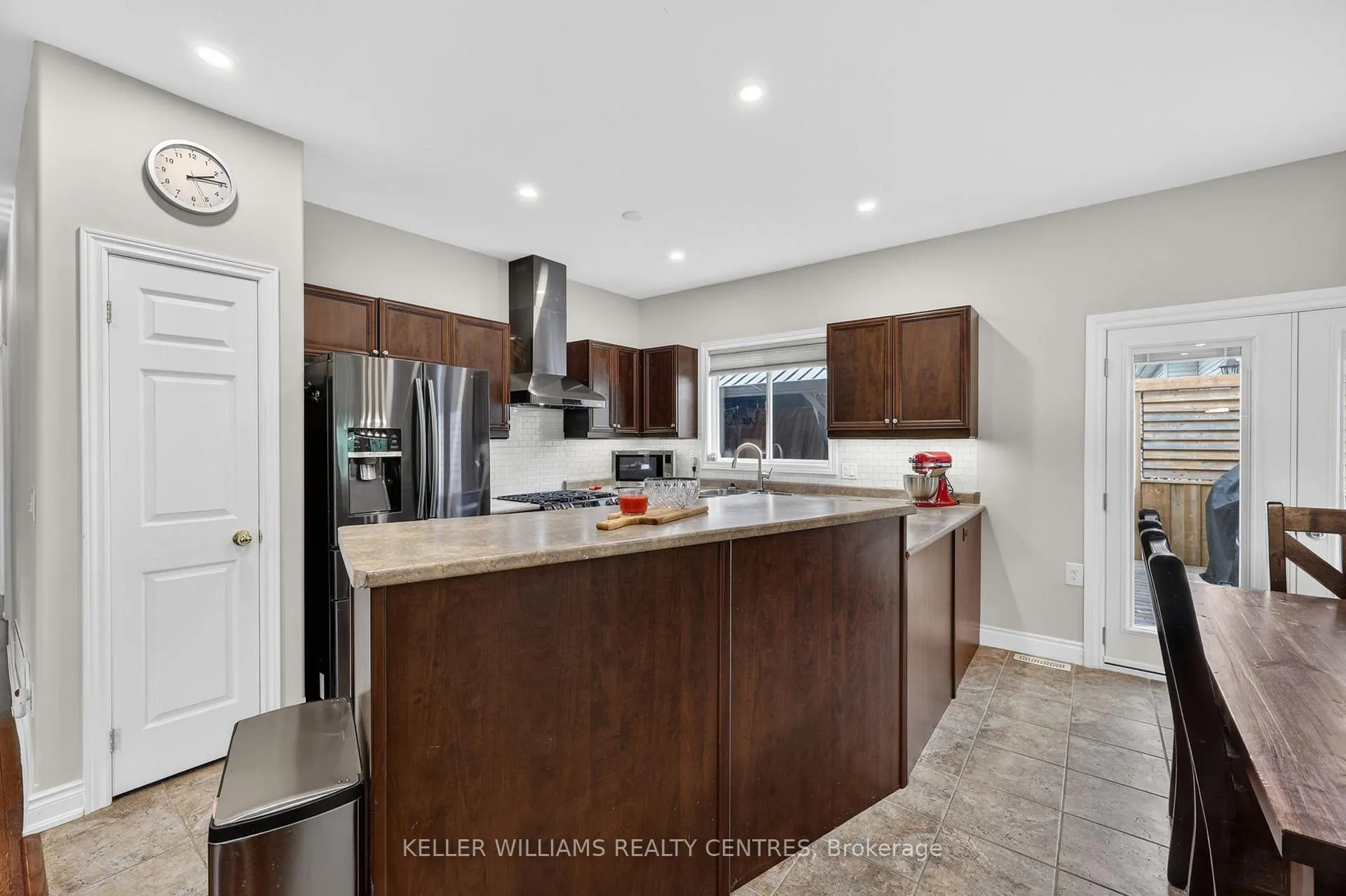 Photo 8 of 1655 St. John's Road, Innisfil, Alcona — HOMEH