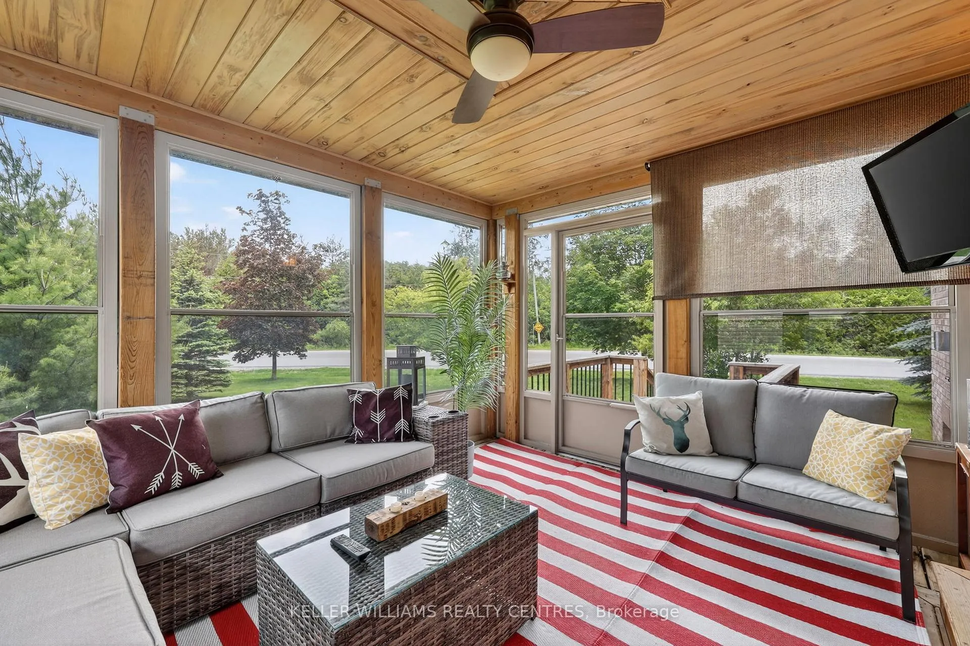 Photo 15 of 1655 St. John's Road, Innisfil, Alcona — HOMEH
