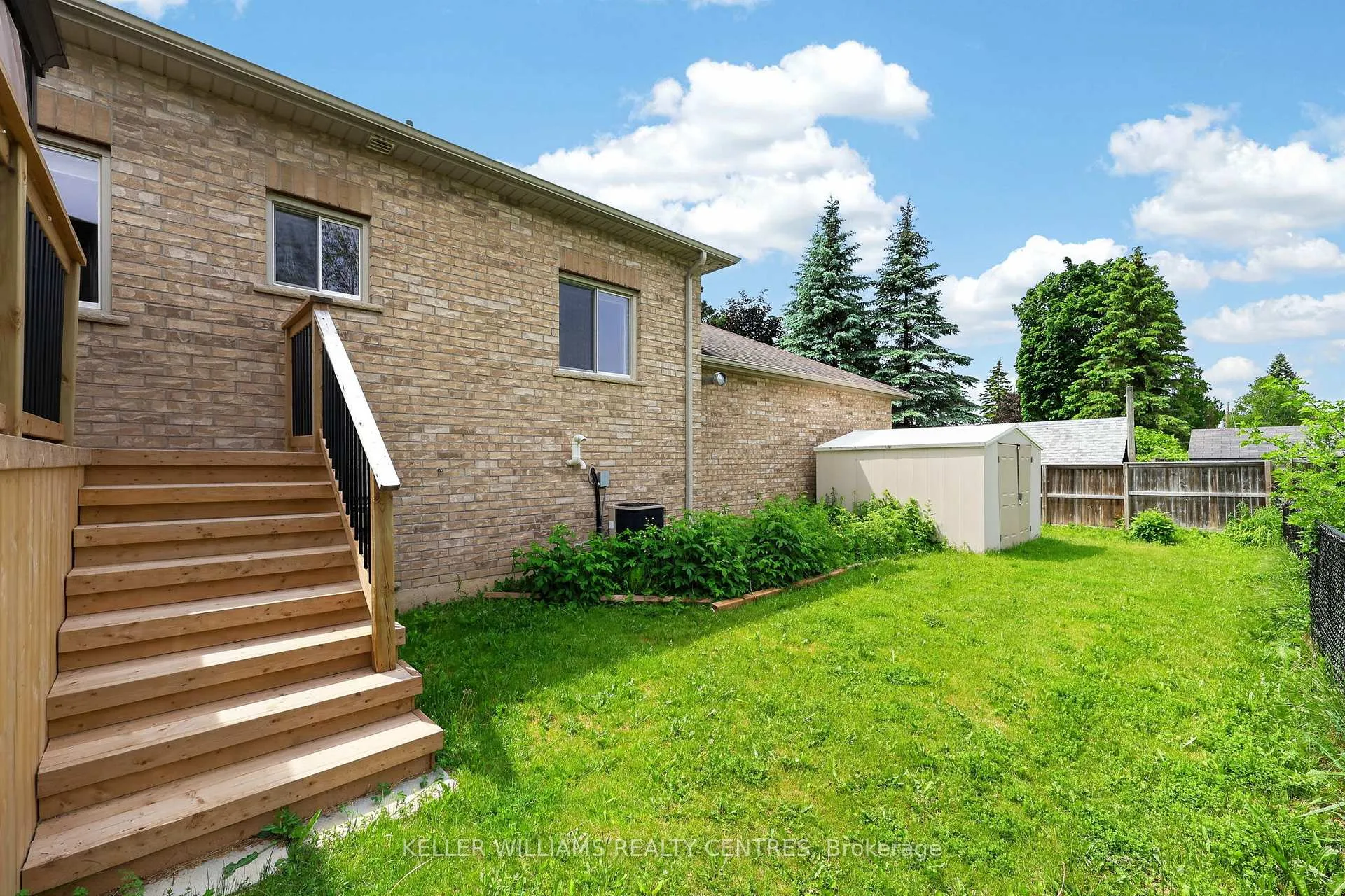 Photo 31 of 1655 St. John's Road, Innisfil, Alcona — HOMEH