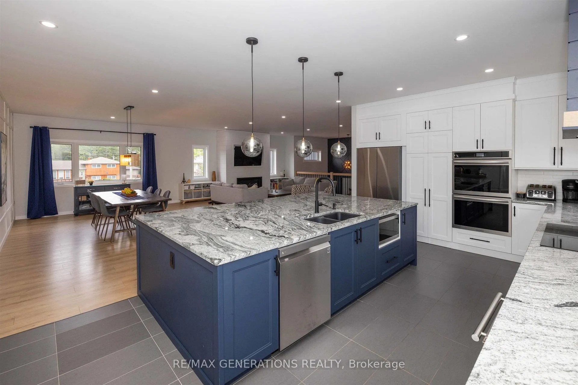 Photo 8 of 3281 Fairview Avenue, Thunder Bay, Rosslyn Road — HOMEH