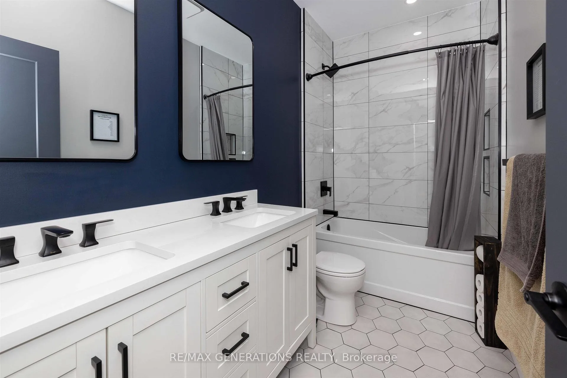 Photo 21 of 3281 Fairview Avenue, Thunder Bay, Rosslyn Road — HOMEH